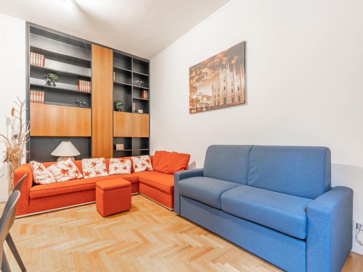 The Best Rent - Spacious Three-Bedroom Apartment In Moscova Milan Bagian luar foto